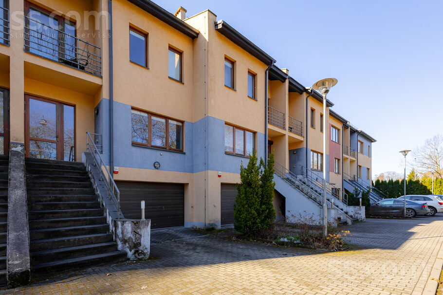 Jūrkalnes 75, Rīga — maja