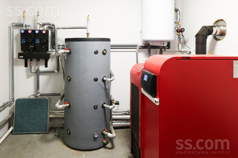 Saulesbrieži, Saulgoži, Rīgas rajons, Ķekavas pag. — maja