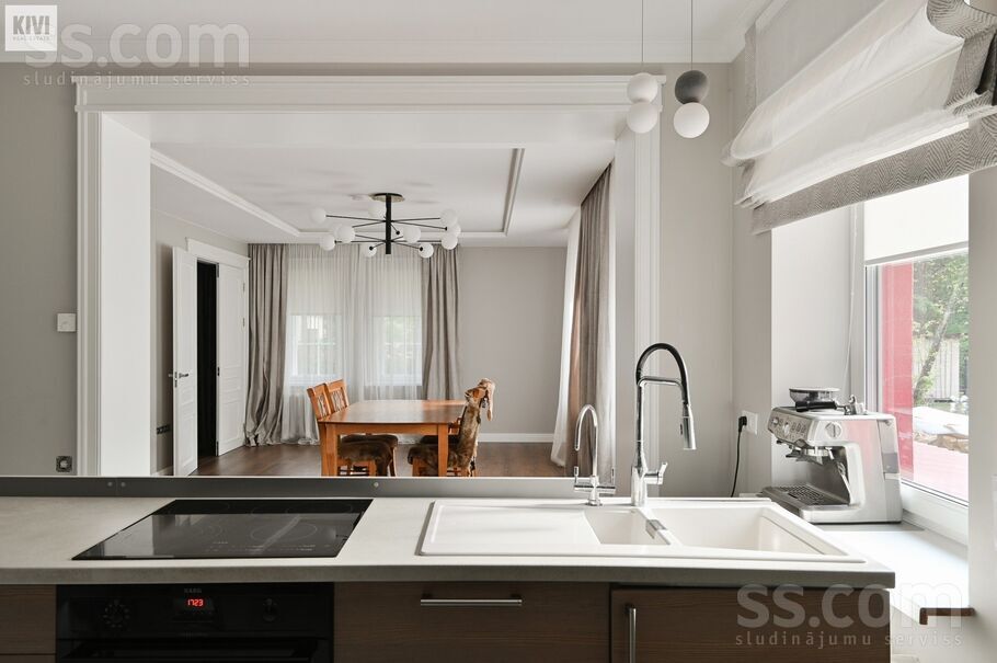 Žubītes iela, Jūrmala — maja