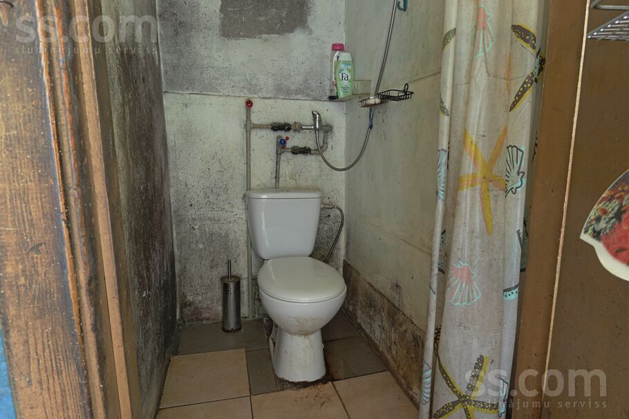 Kalna Vērsēni, Aizkraukle un raj., Klintaines pag. — maja