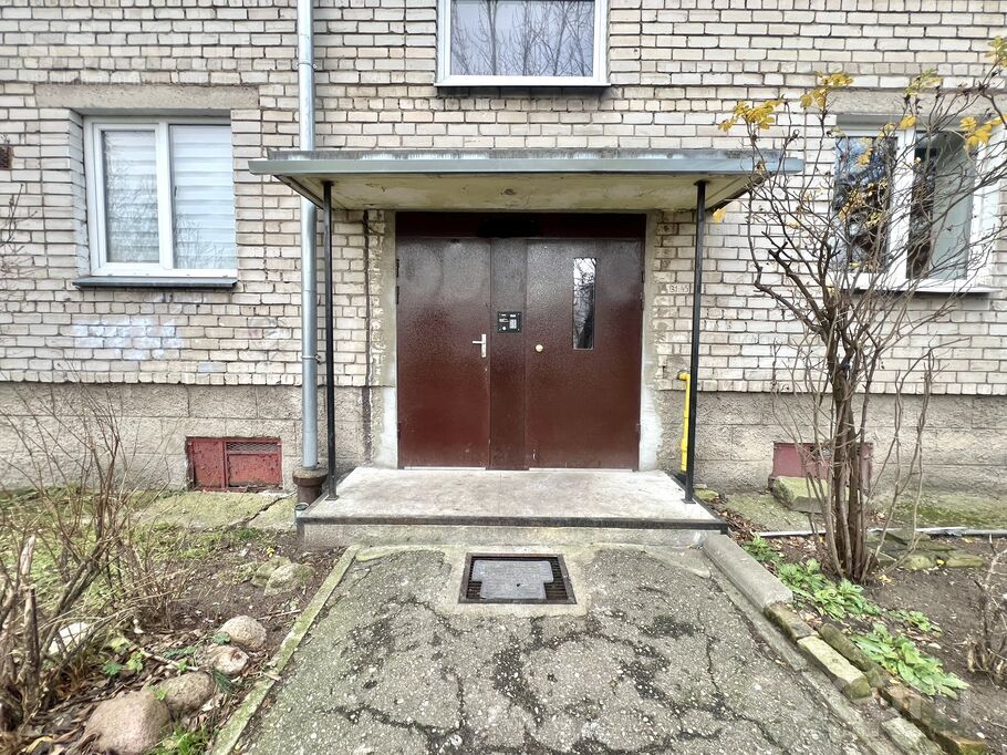 Šķēdes 13, Liepāja un raj., Liepāja — dzivoklis