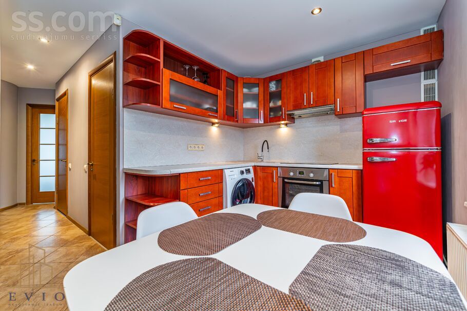 Saules 11, Brankas, Jelgava un raj., Cenu pag. — dzivoklis