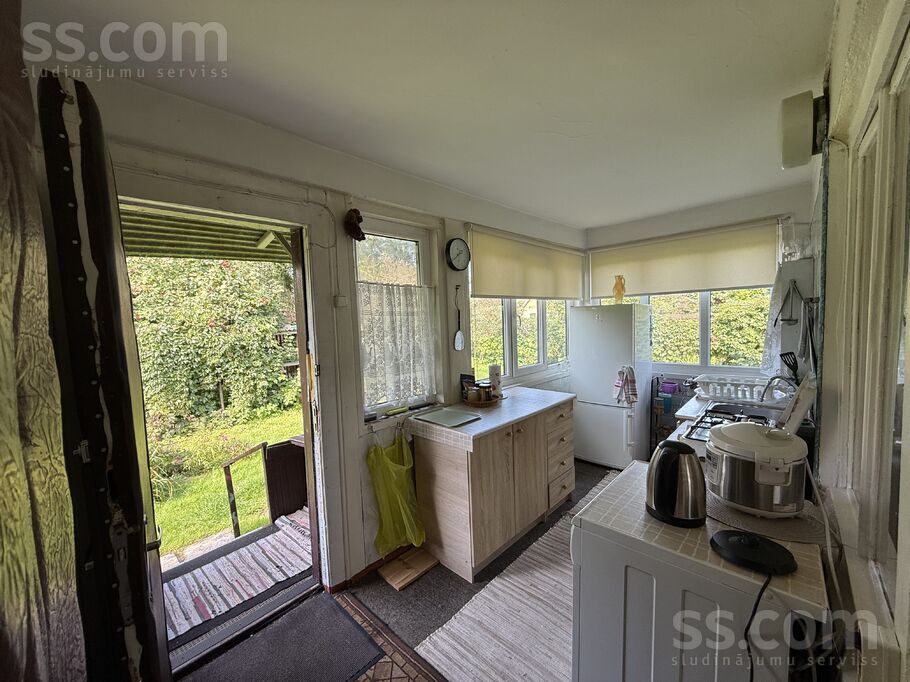 Liliyu 48, Garupe, Rīgas rajons, Carnikavas nov. — maja