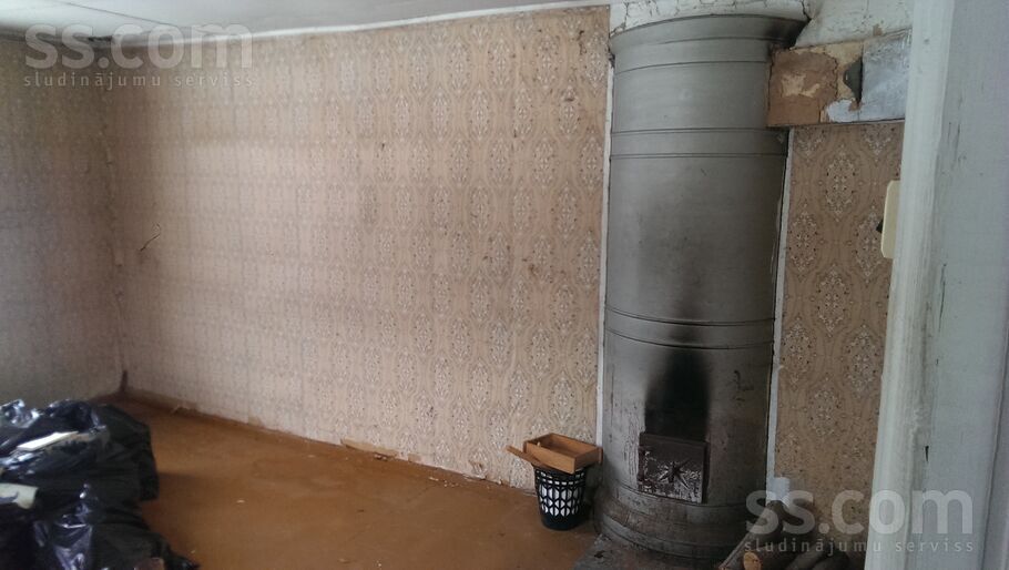 Bērzu iela 3, Kombuļi, Krāslava un raj., Kombuļu pag. — maja