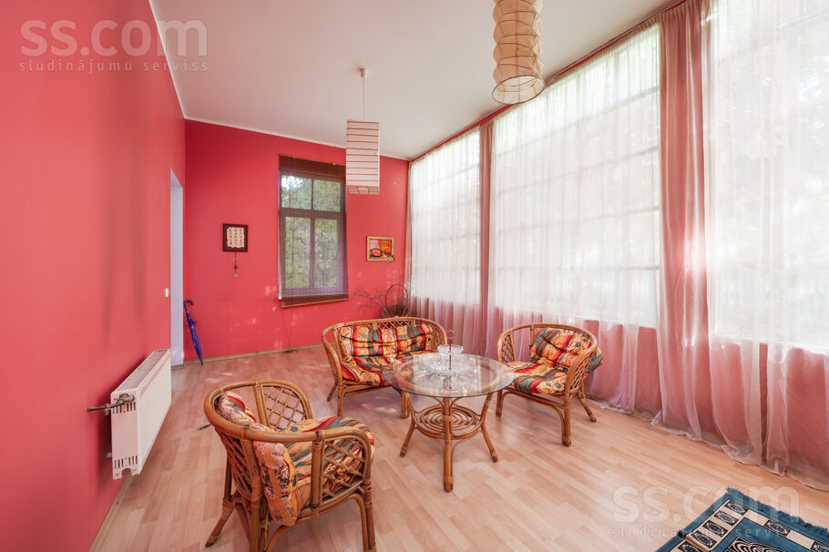 Meža prospekts 61, Jūrmala — maja