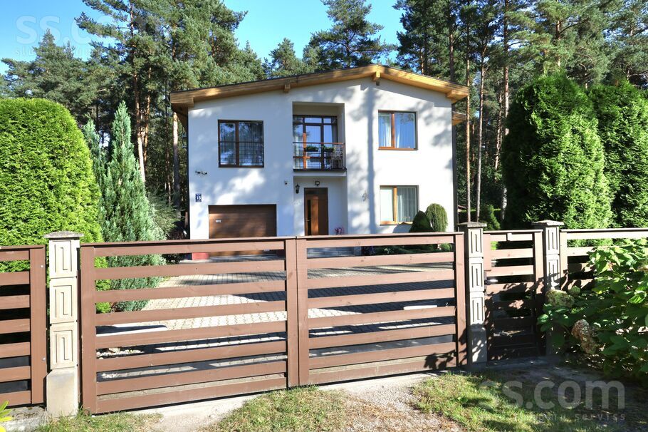 Alejas 15, Mežāres, Rīgas rajons, Babītes pag. — maja