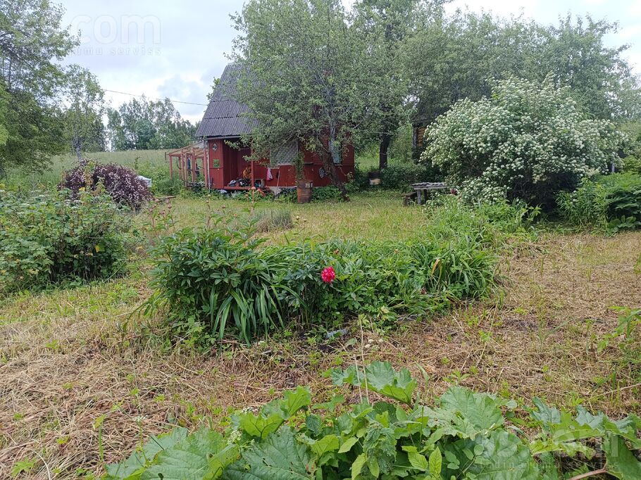 Dārziņš 72, Salas, Madona un raj., Praulienas pag. — maja