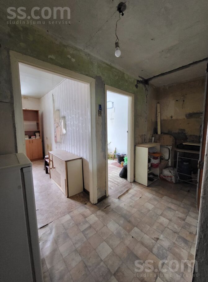 1.Oficieru iela 4, Daugavpils un raj., Daugavpils — dzivoklis