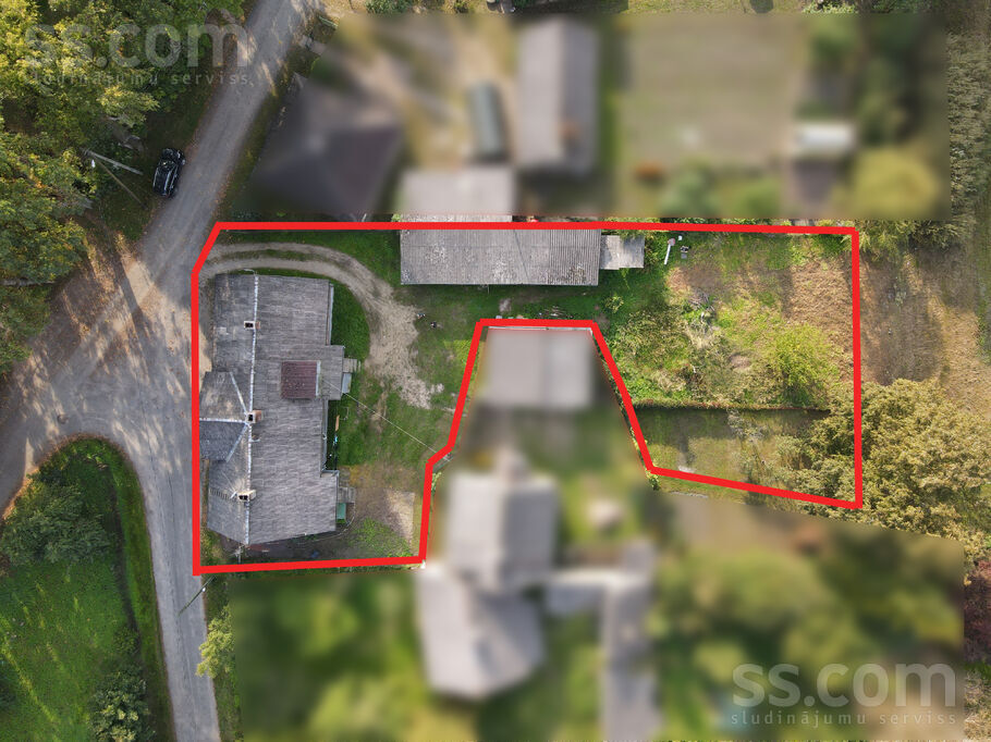 Parka iela 13, Dobele un raj., Auce — maja