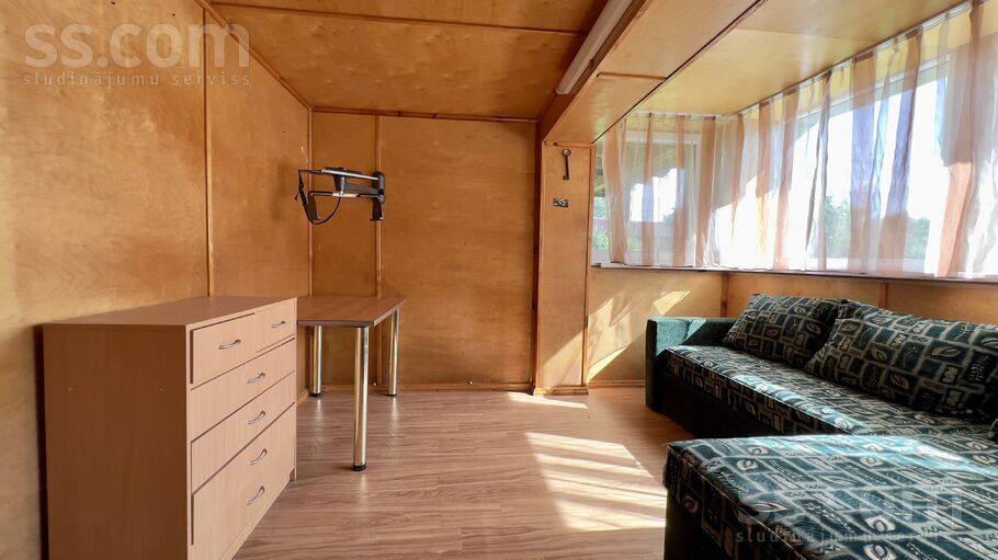 Dārziņu Dīķu iela 3, Ogre un raj., Ogre — maja