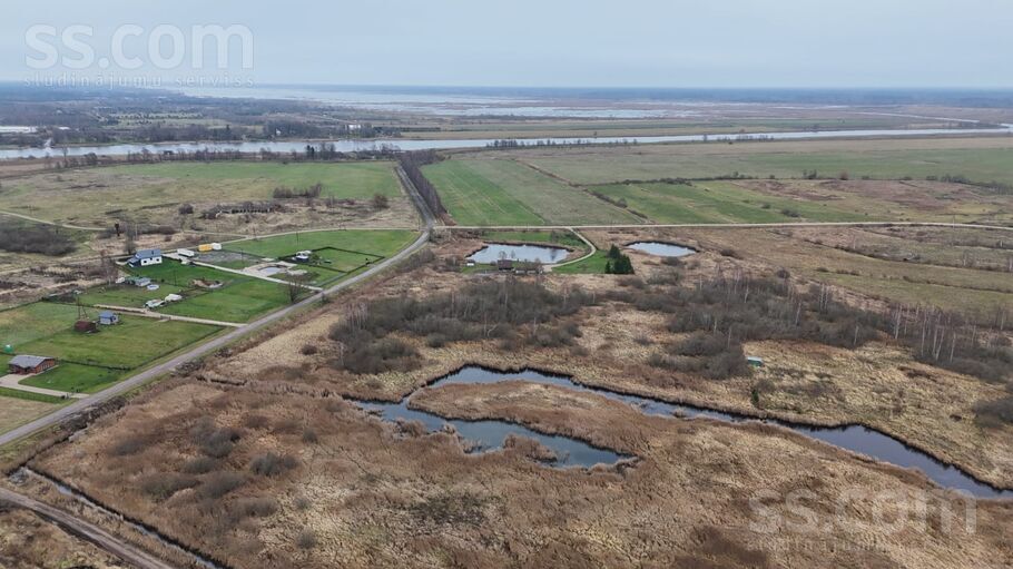 Tauriņi, Pavasari, Rīgas rajons, Salas pag. — zeme