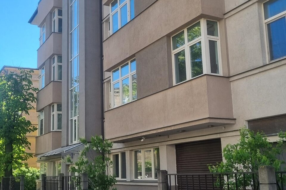 Indrānu iela 5, Rīga