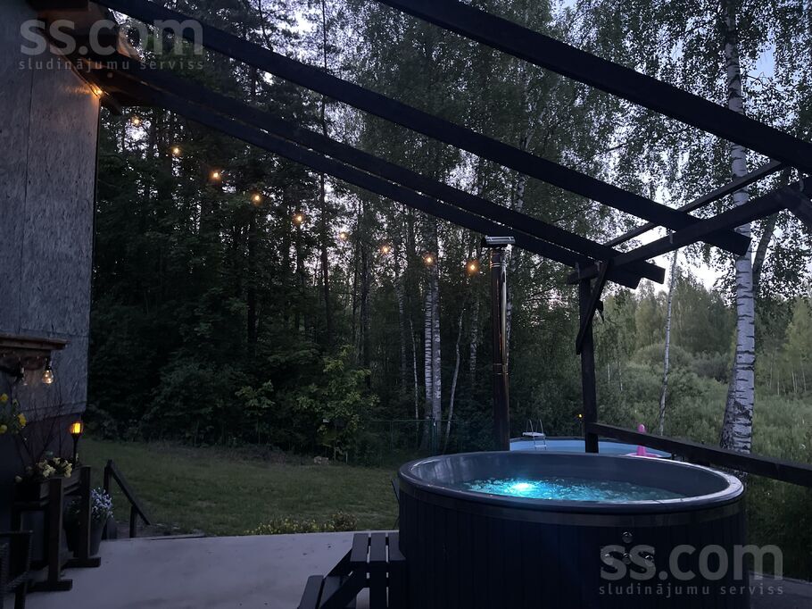 Ramanu 8, Upesciems, Rīgas rajons, Garkalnes nov. — maja