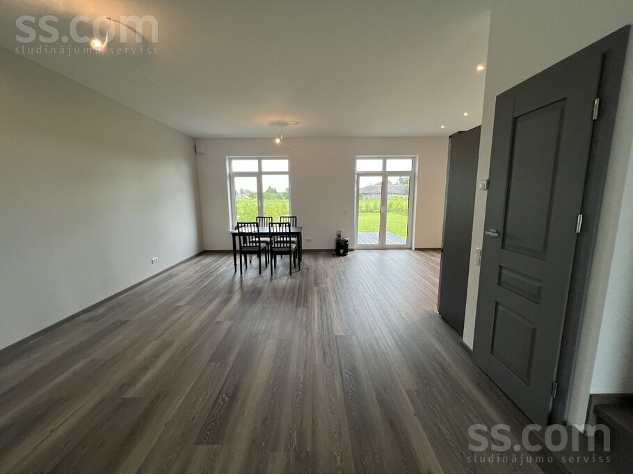 Petera 30, Mārupe, Rīgas rajons, Mārupes pag. — maja