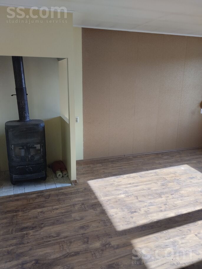 Biržu iela 10, Birži, Jēkabpils un raj., Salas pag. — dzivoklis