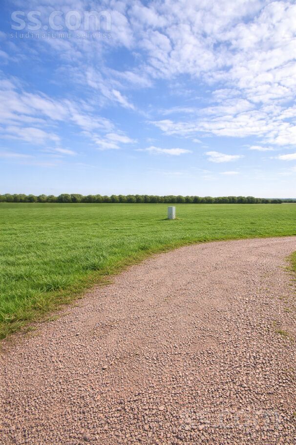 Mazā Meža 9, Rīgas rajons, Salaspils — zeme