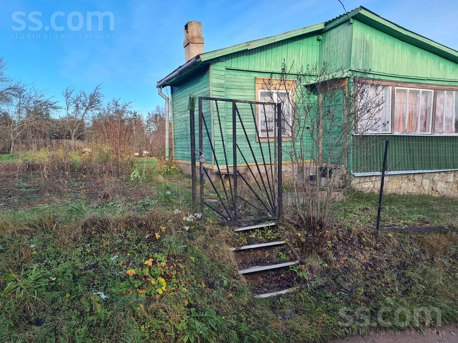 Cīruļu 10, Ludza un raj., Ludza — maja