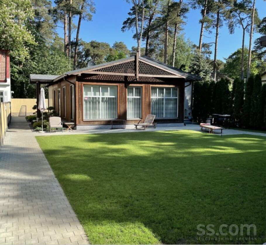 Meža prospekts 79, Jūrmala — maja