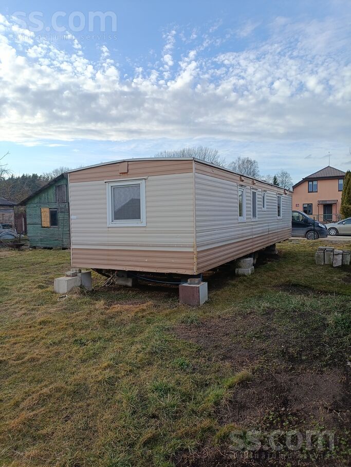 Doles dārzs 119, Dole, Rīgas rajons, Salaspils l. t. — maja