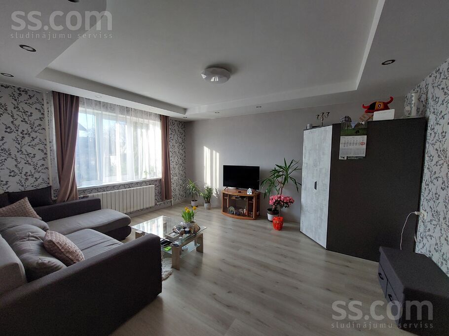 Pilātu iela 24, Valmiera un raj., Valmiera — maja