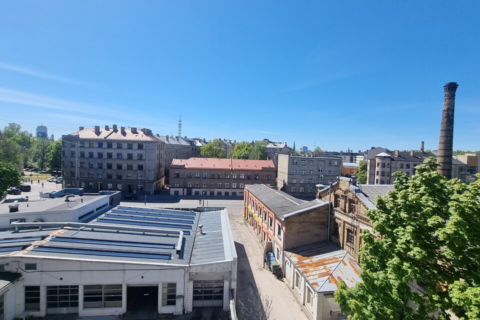 Indrānu iela 5, Rīga