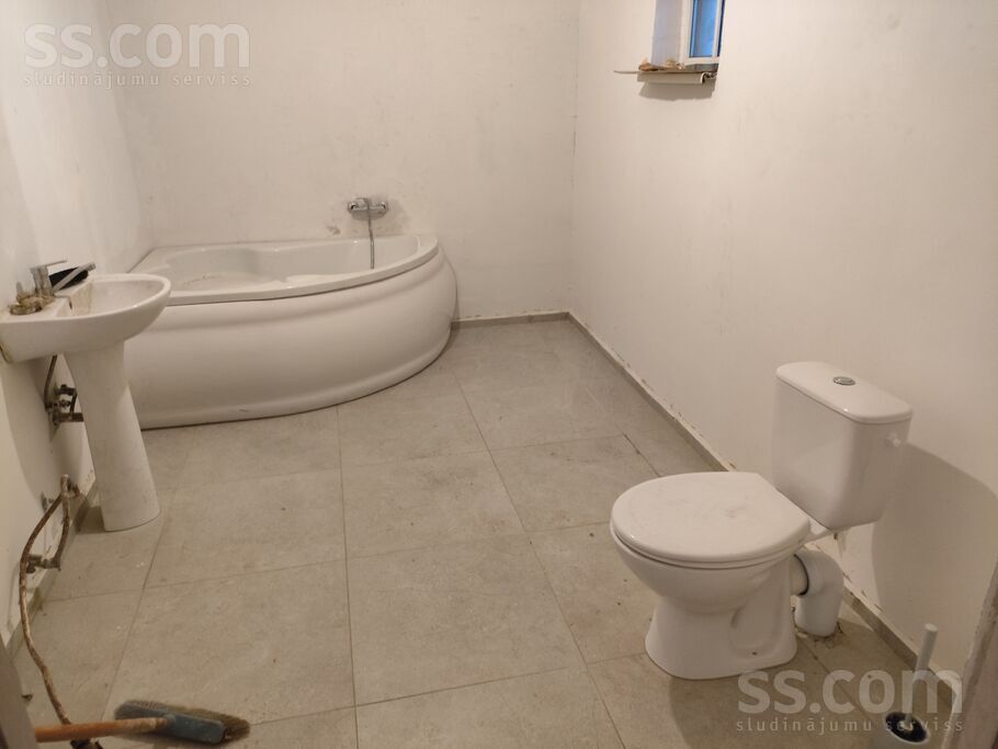 Vizbule 160, Jāņupe, Rīgas rajons, Olaines pag. — maja