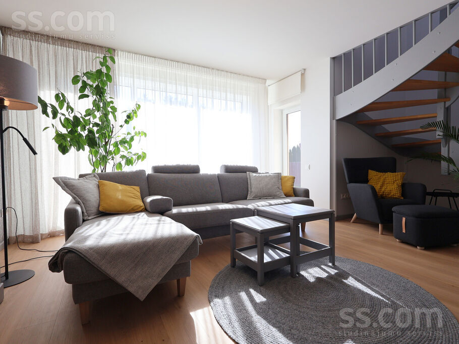 Zirņu iela 51, Liepāja un raj., Liepāja — maja