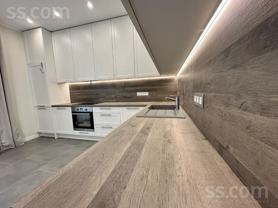 Āķu iela 1, Baltezers, Rīgas rajons, Ādažu nov. — maja