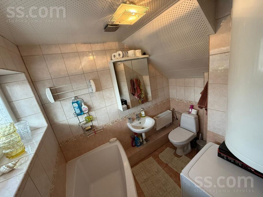 Medus iela 21, Garupe, Rīgas rajons, Carnikavas nov. — maja