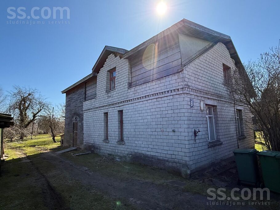 Lidotāju 8, Ventspils un raj., Ventspils — maja