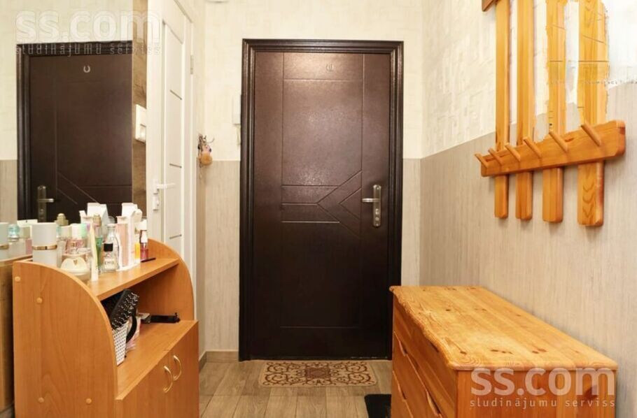 Riekstu 7, Rīga — dzivoklis