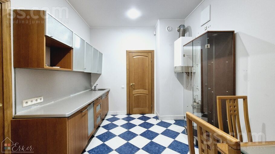 Dzirnavu 55, Rīga — birojs