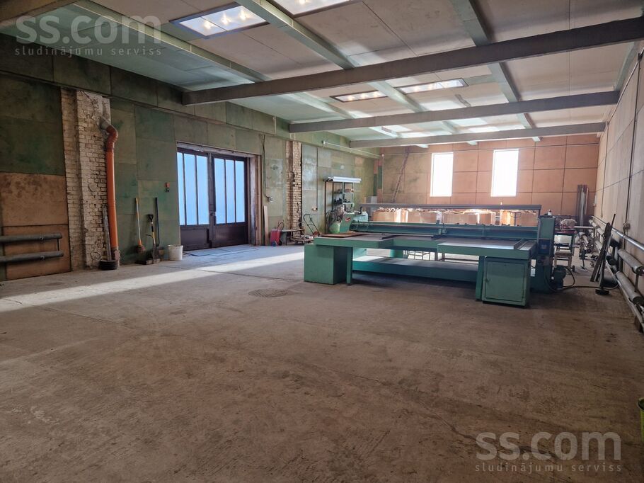 Baltā 3, Rīga, Iļģuciems — telpa