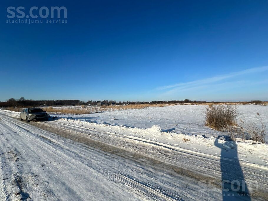 Grīnvalti, Liepāja un raj., Liepāja — zeme