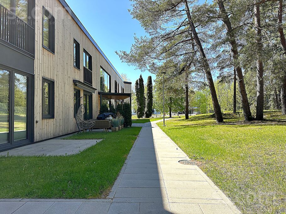 Mēness Dārzs 2, Ķesterciems, Tukums un raj., Engures pag. — dzivoklis