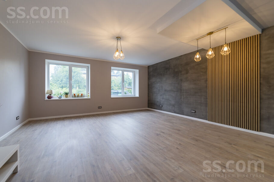 Ķiršu iela 6, Babīte, Rīgas rajons, Babītes pag. — maja