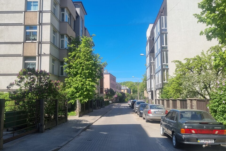 Indrānu iela 5, Rīga