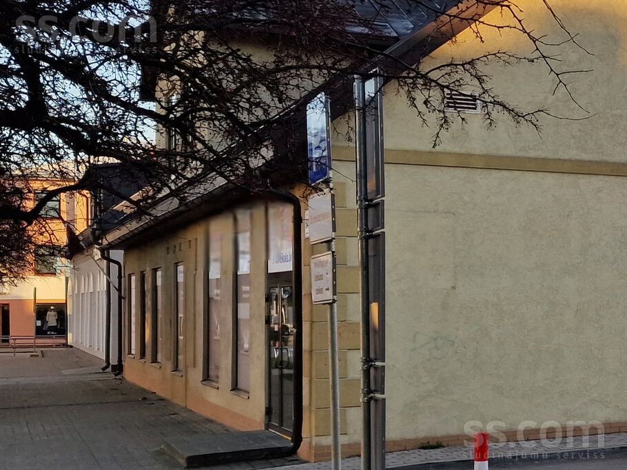 Pils iela 64, Alūksne un raj., Alūksne — maja
