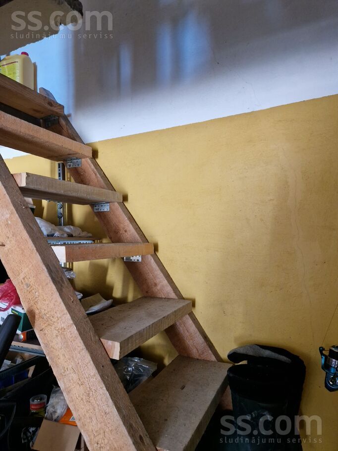 Brīvības gatve 425, Rīga, Jugla — telpa