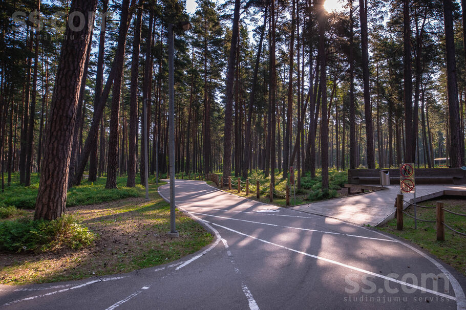 Mežaparka prospekts 10, Jūrmala — dzivoklis
