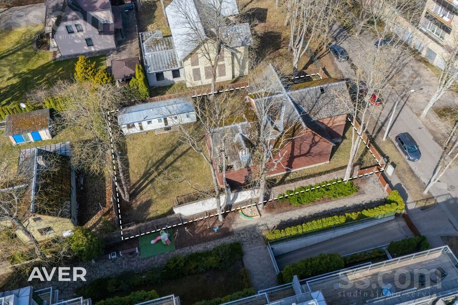 Ceriņu 16, Jūrmala — maja