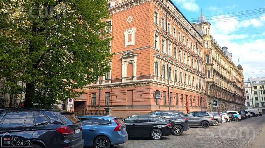 Kalniņa 6, Rīga — dzivoklis