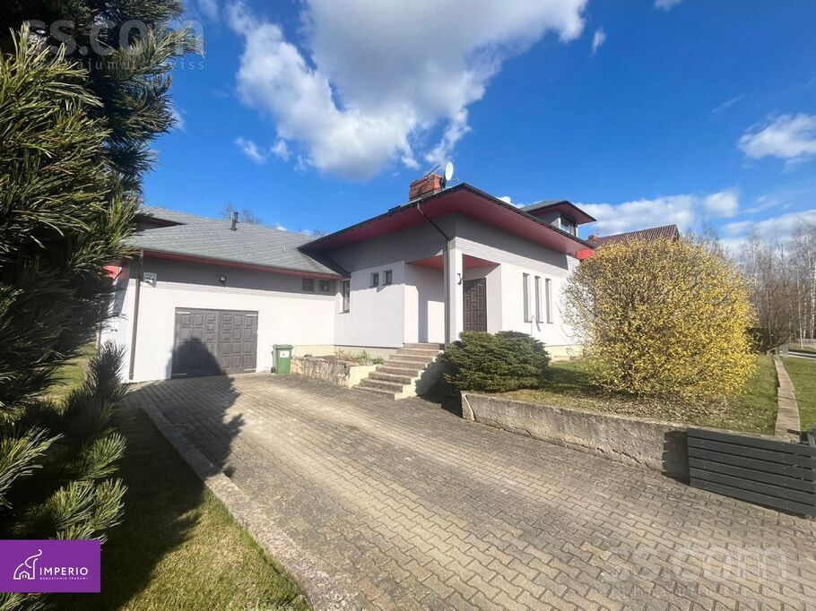 Mālkalnu 21, Rīgas rajons, Sigulda — maja