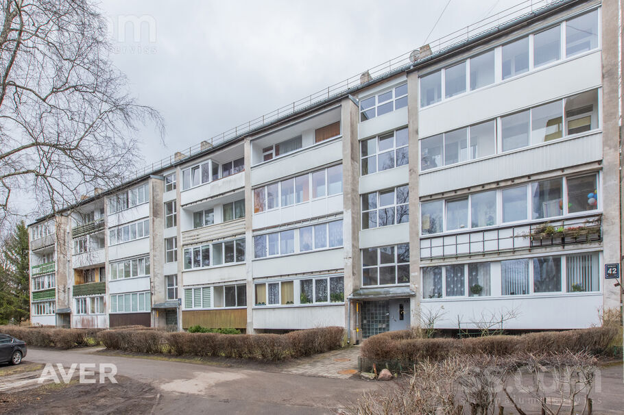 Ceriņu iela 42, Jūrmala — dzivoklis