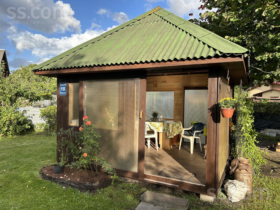 Ģerāniju iela 18, Ogre un raj., Ogre — maja