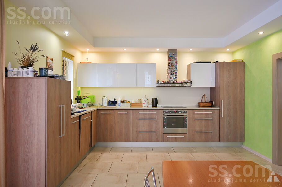 Saulpādes, Turkalne, Ogre un raj., Ikšķiles l. t. — maja