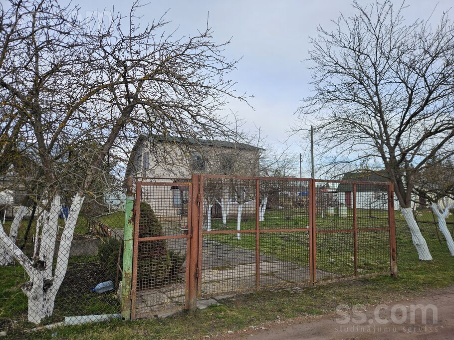 Vasarnicas 352, Vasarnīcas, Daugavpils un raj., Naujenes pag. — maja