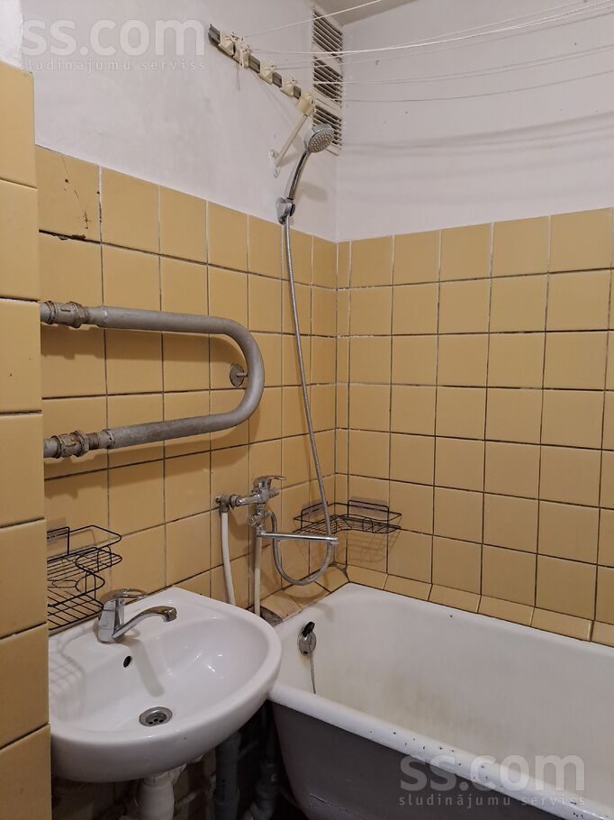 Rubenes 36, Valmiera un raj., Valmiera — dzivoklis