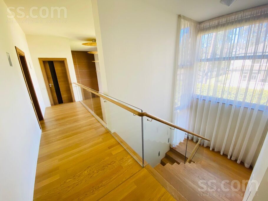 29 linia 1, Jūrmala — maja