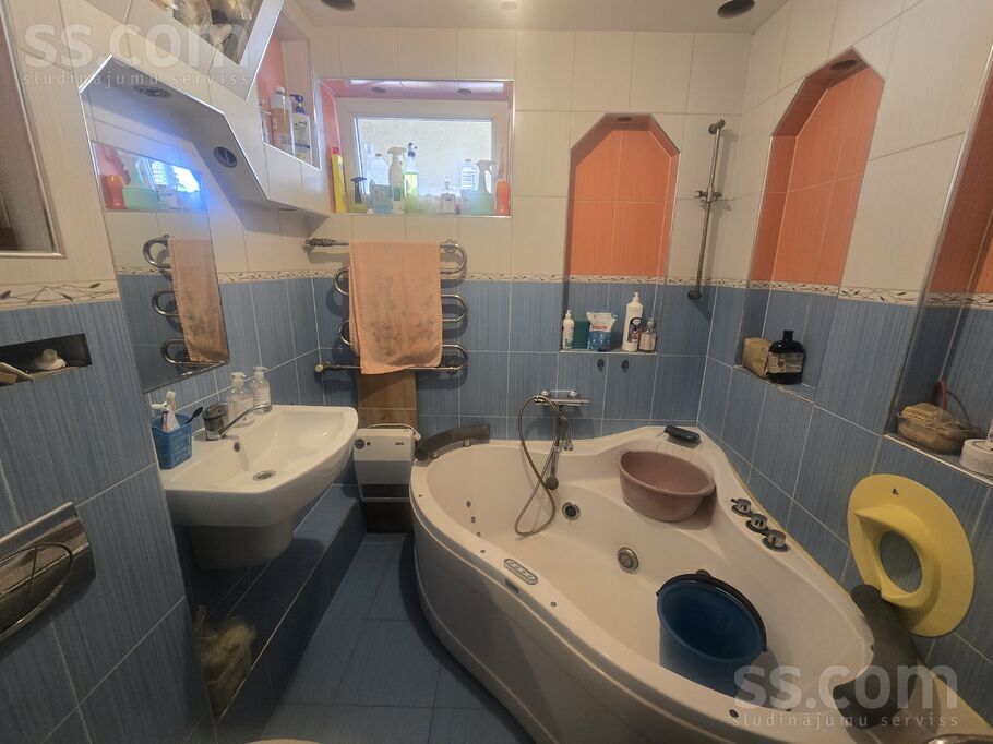 Lubānas 148, Rīga — maja